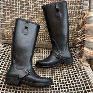 L.L. BEAN black rubber wellies rain boots thick platform sole duo pull tabs sz6